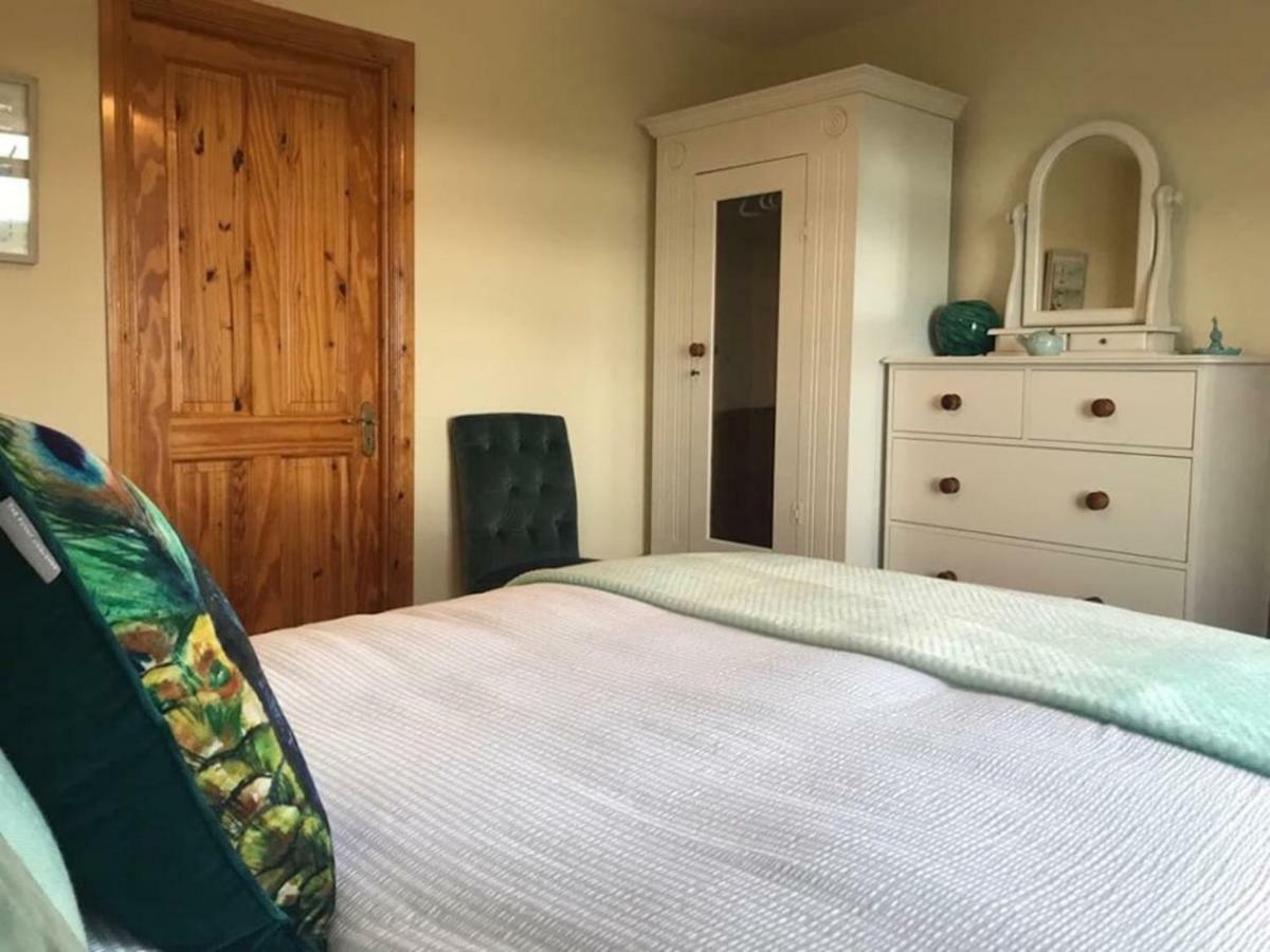 Lighthouse Cottage Donegal Town Ngoại thất bức ảnh